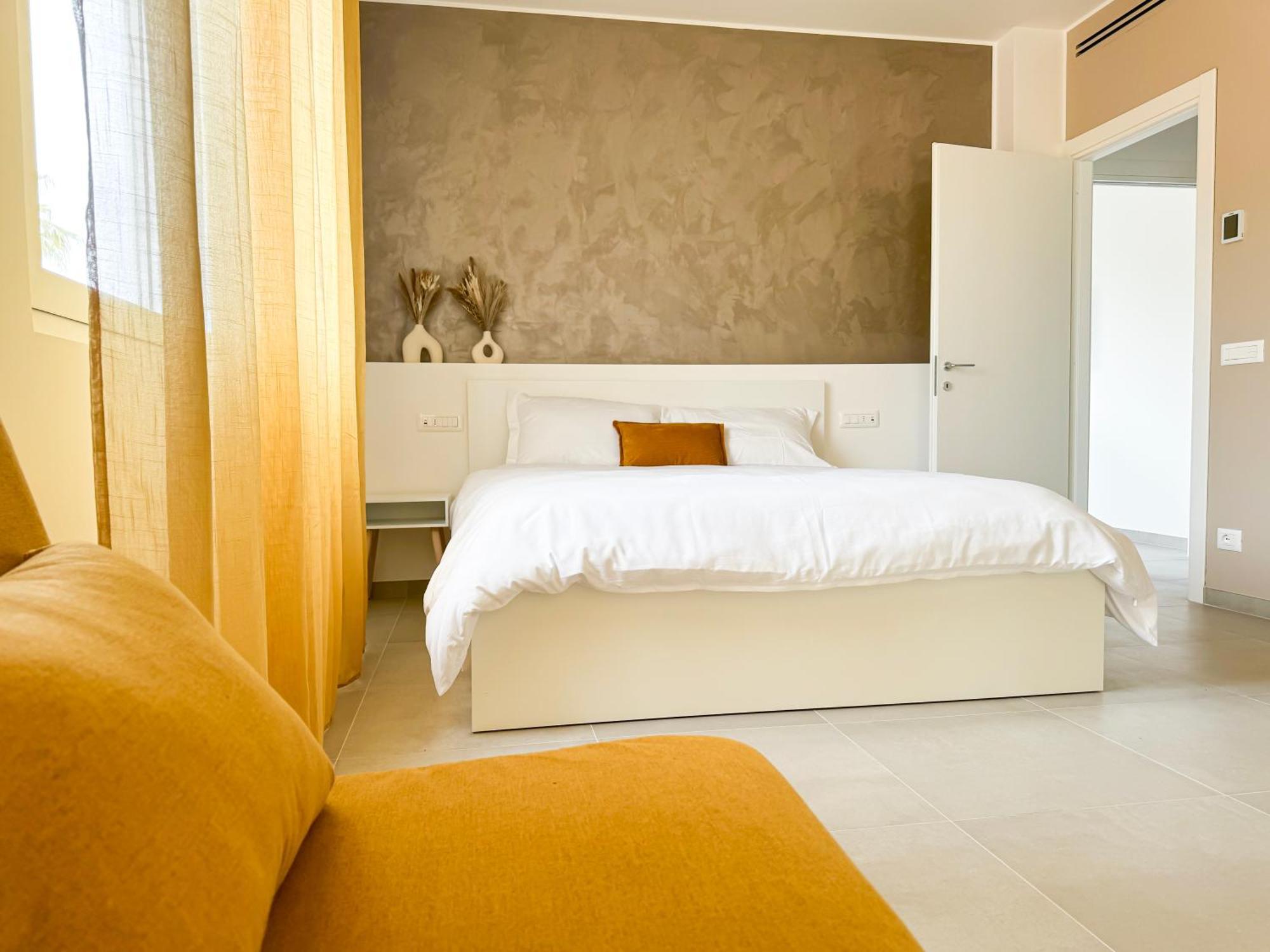 Casa Febo, In Centro Con Parcheggio Privato A 200 Mt Dal Mare Hotel Bordighera Exterior foto